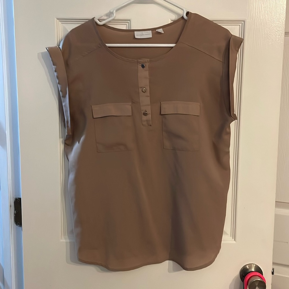 New York and Company size M
